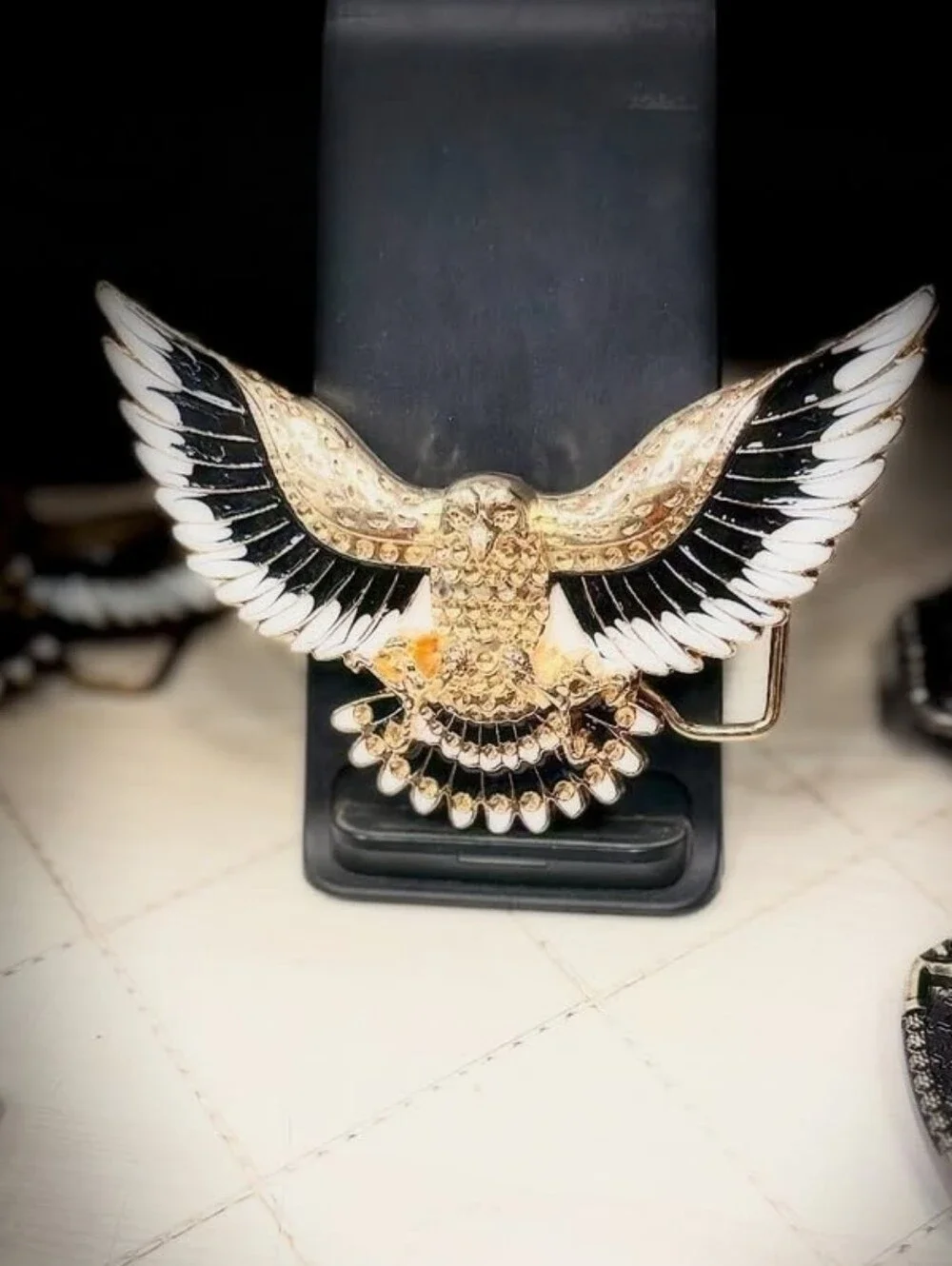 New golden majestic Flying eagle bird  belt buckle